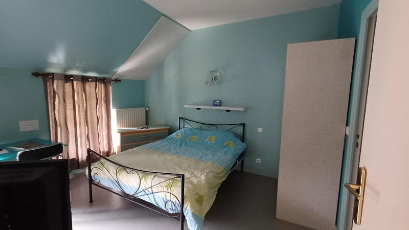 Maison - 240 m² - 7 pièces