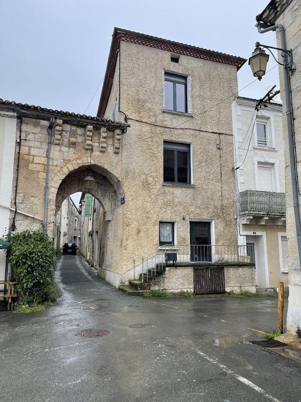 Maison ancienne - 114 m² - 4 pièces