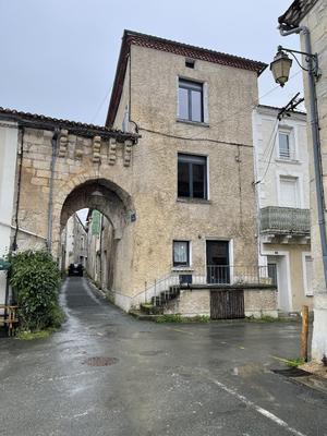 Maison ancienne - 114 m² - 4 pièces