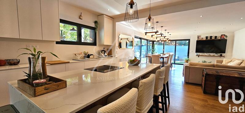 Maison - 150 m² - 5 pièces