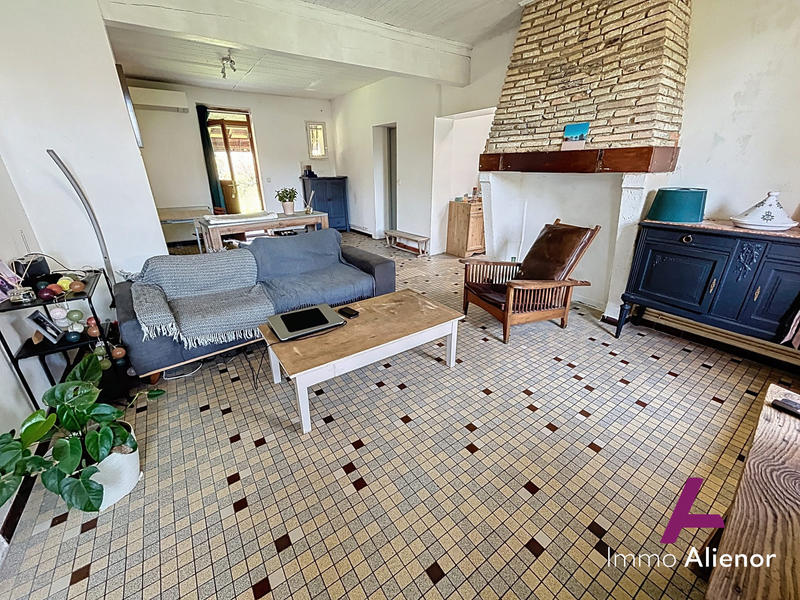 Maison - 80 m² - 3 pièces