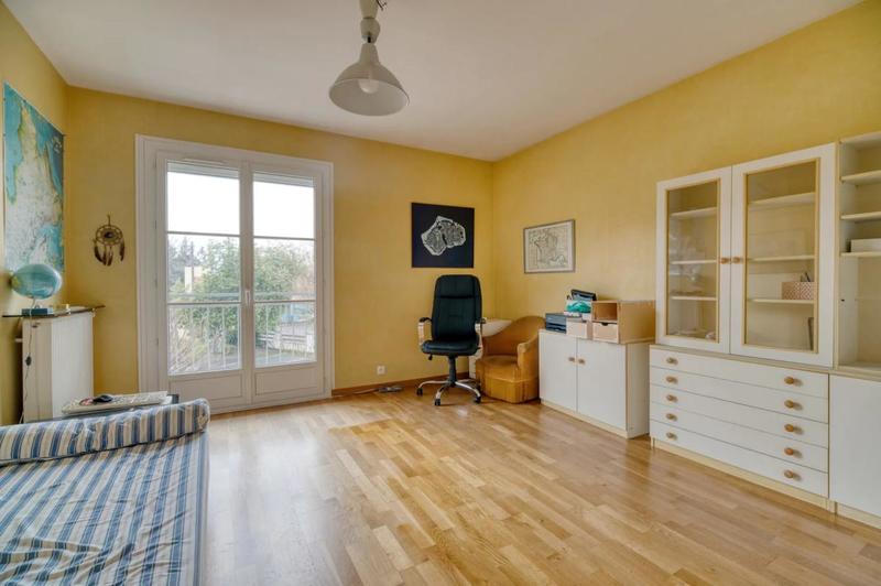 Maison - 196 m² - 7 pièces