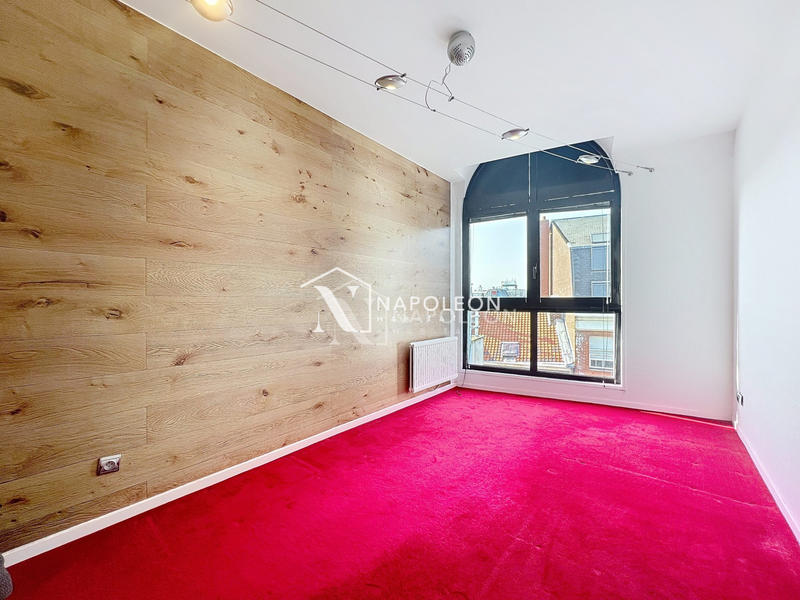 Duplex - 143 m² - 6 pièces