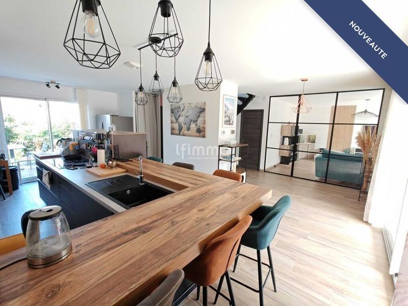 Maison - 160 m² - 6 pièces