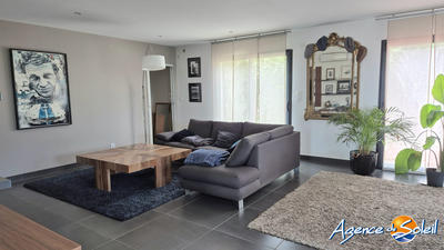 Villa - 140 m² - 5 pièces