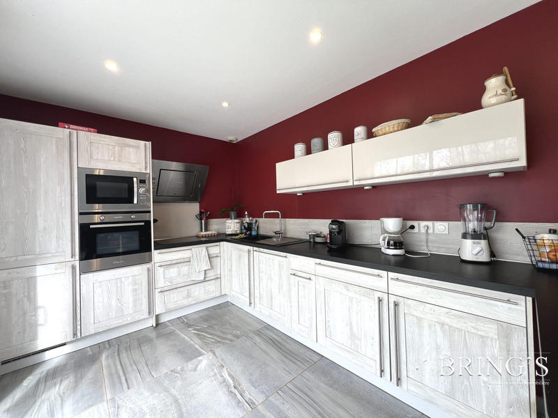 Maison - 130 m² - 5 pièces