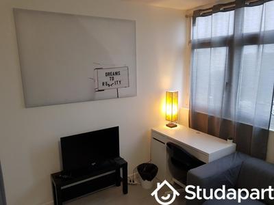 Chambre - 69 m² - 1 pièce