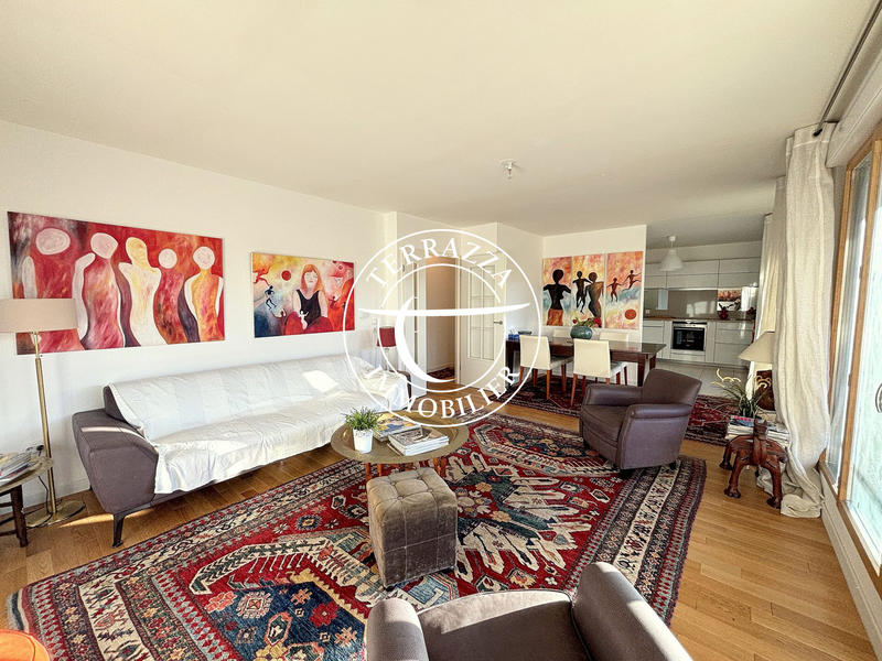 Appartement - 87 m² - 4 pièces