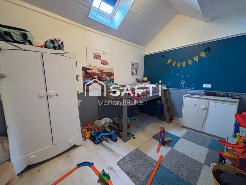 Maison - 175 m² - 9 pièces