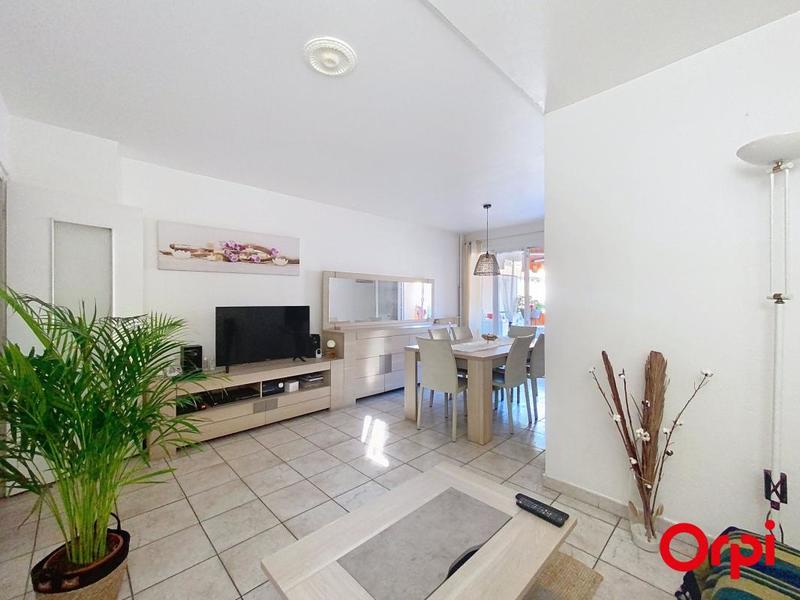 Appartement - 60 m² - 3 pièces