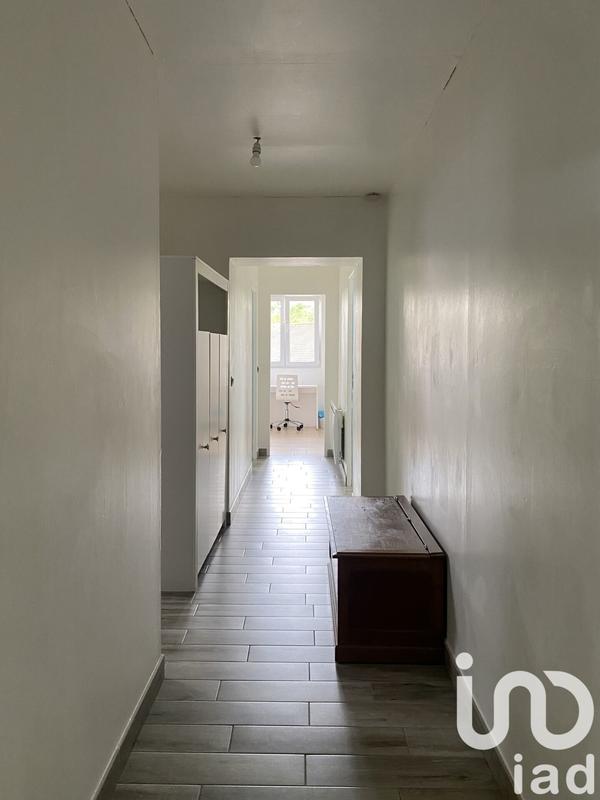 Maison - 250 m² - 11 pièces