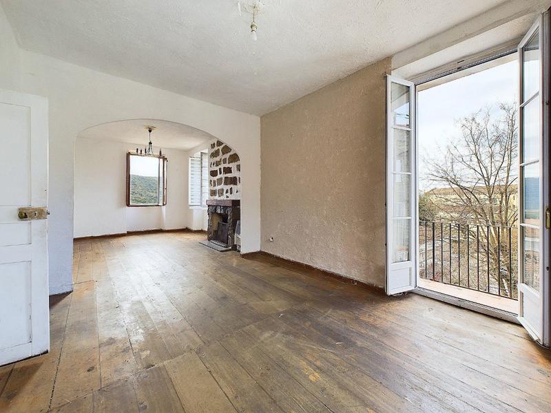 Maison ancienne - 182 m² - 5 pièces