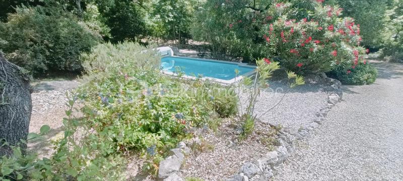 Villa - 90 m² - 3 pièces