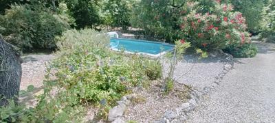 Villa - 90 m² - 3 pièces