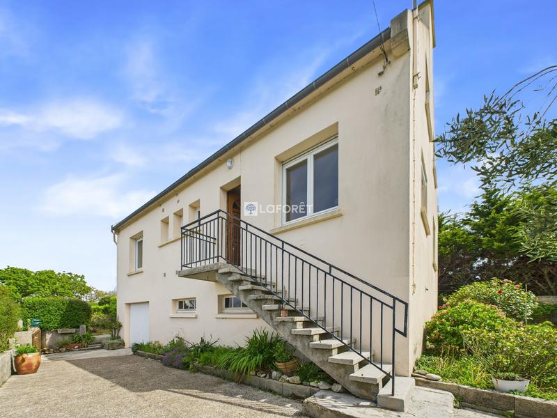 Maison - 127 m² - 7 pièces