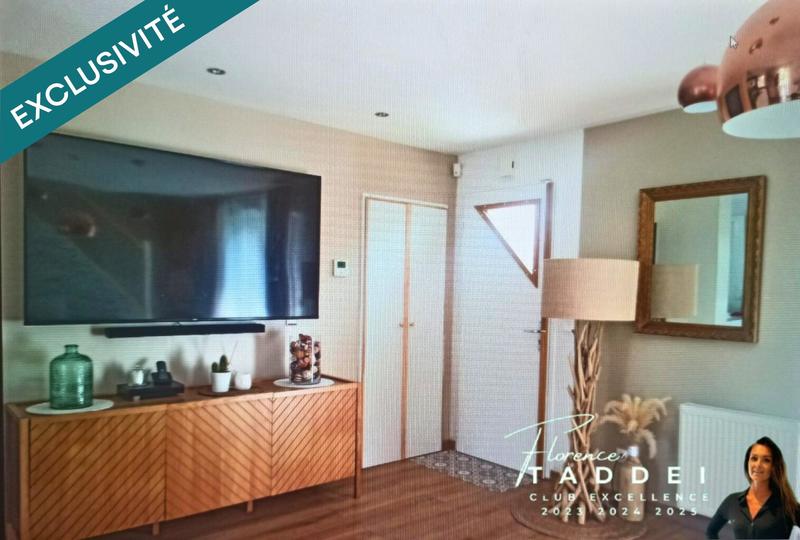 Maison - 121 m² - 6 pièces