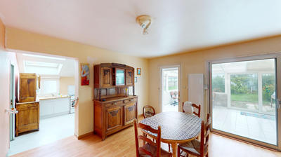 Maison - 104 m² - 5 pièces