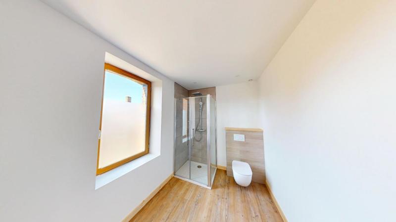 Maison - 101 m² - 4 pièces