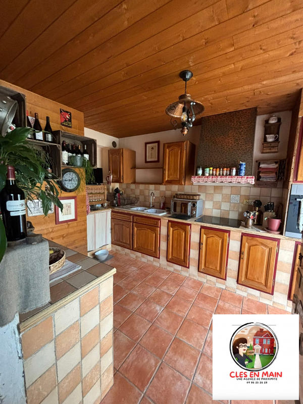 Maison - 90 m² - 5 pièces