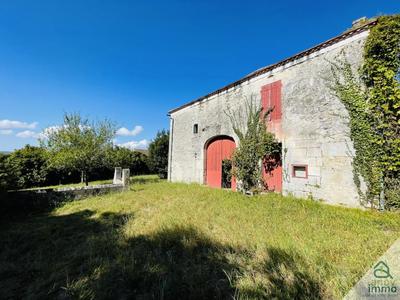 Maison - 255 m² - 1 pièce