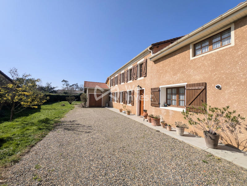 Maison - 138 m² - 5 pièces