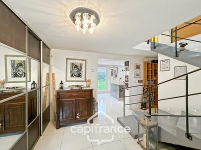 Maison - 172 m² - 7 pièces