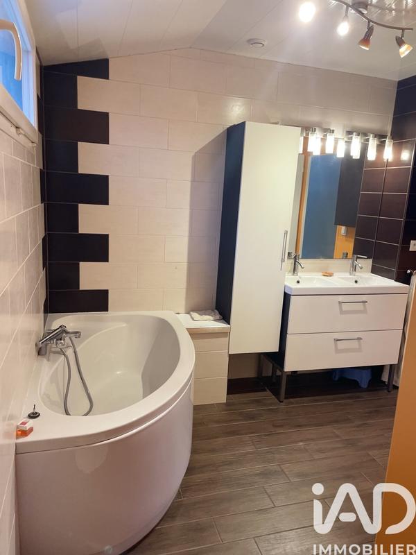 Maison - 135 m² - 6 pièces