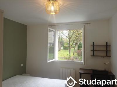 Chambre - 11 m² - 1 pièce