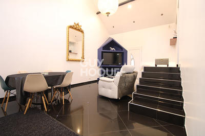 Maison - 90 m² - 5 pièces