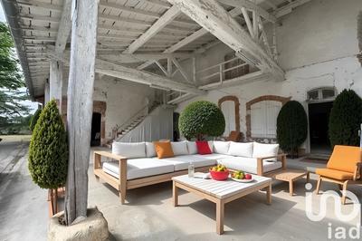 Maison - 280 m² - 10 pièces