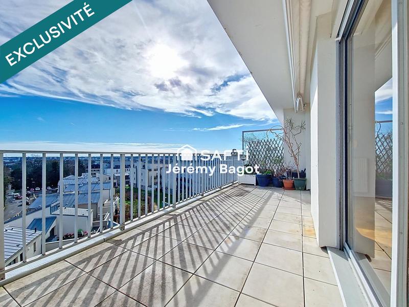 Appartement - 135 m² - 6 pièces