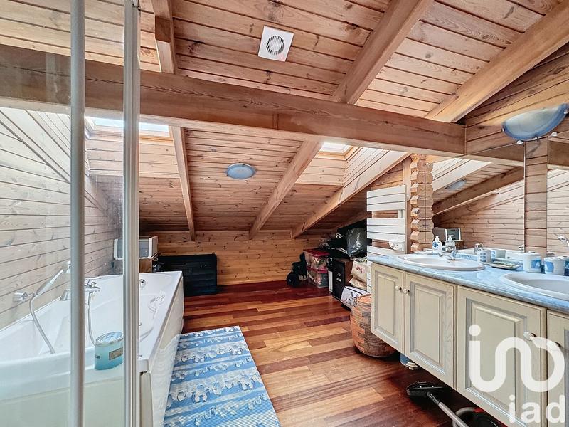 Maison - 187 m² - 6 pièces