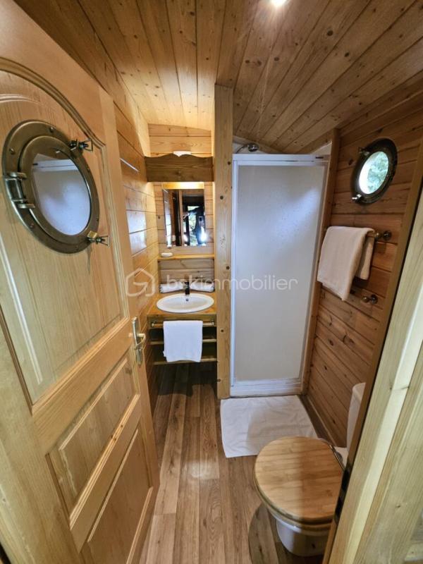 Maison chambre d'hôtes - 490 m² - 12 pièces