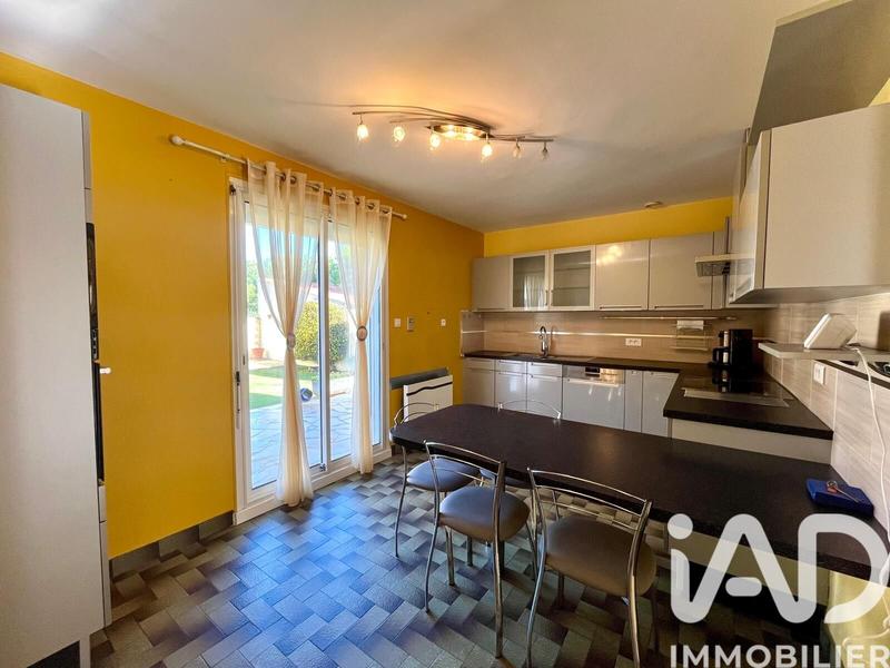 Maison - 98 m² - 4 pièces