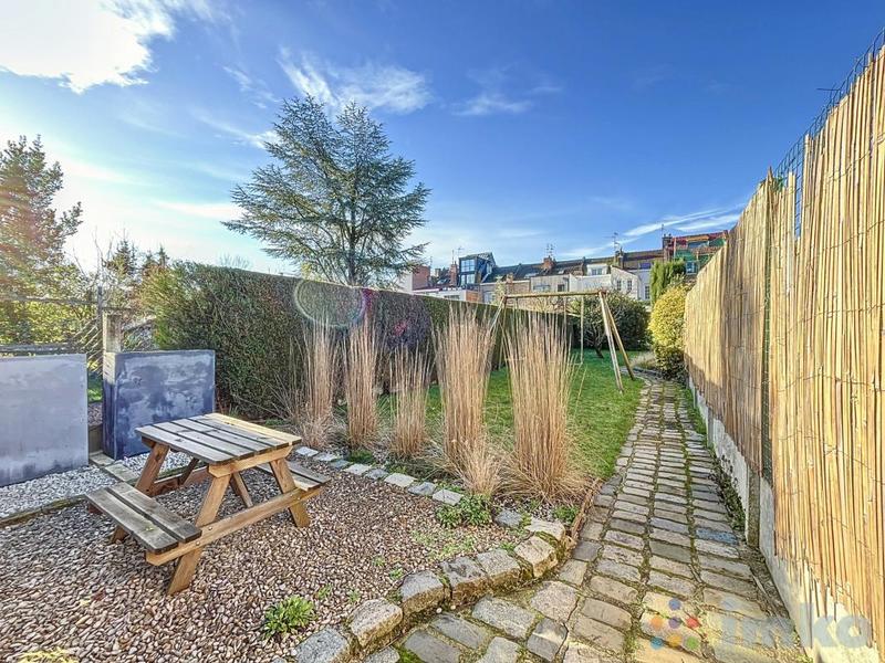 Maison - 121 m² - 5 pièces