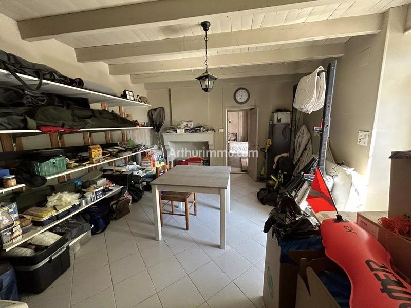 Maison - 328 m² - 10 pièces