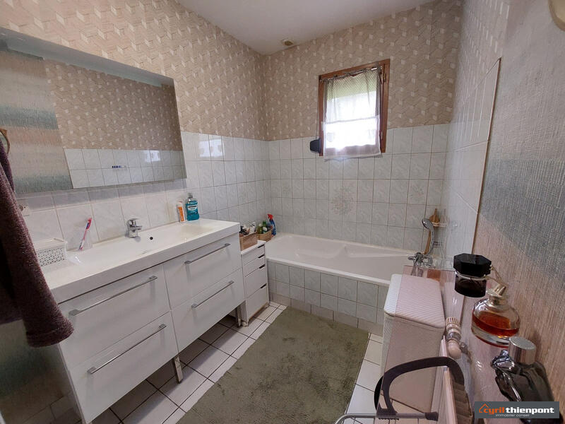 Maison - 101 m² - 5 pièces