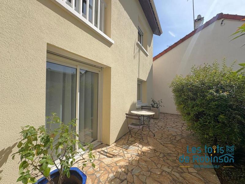 Maison - 121 m² - 7 pièces