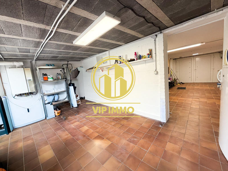 Maison - 90 m² - 7 pièces