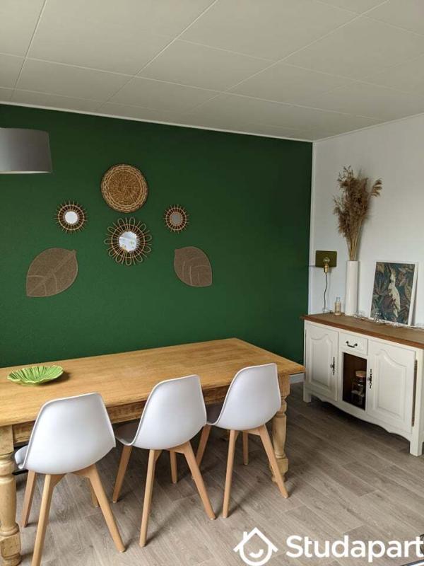 Chambre - 11 m² - 1 pièce