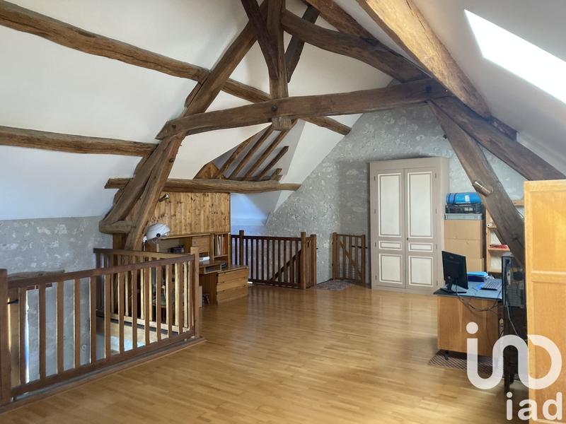 Maison - 328 m² - 5 pièces