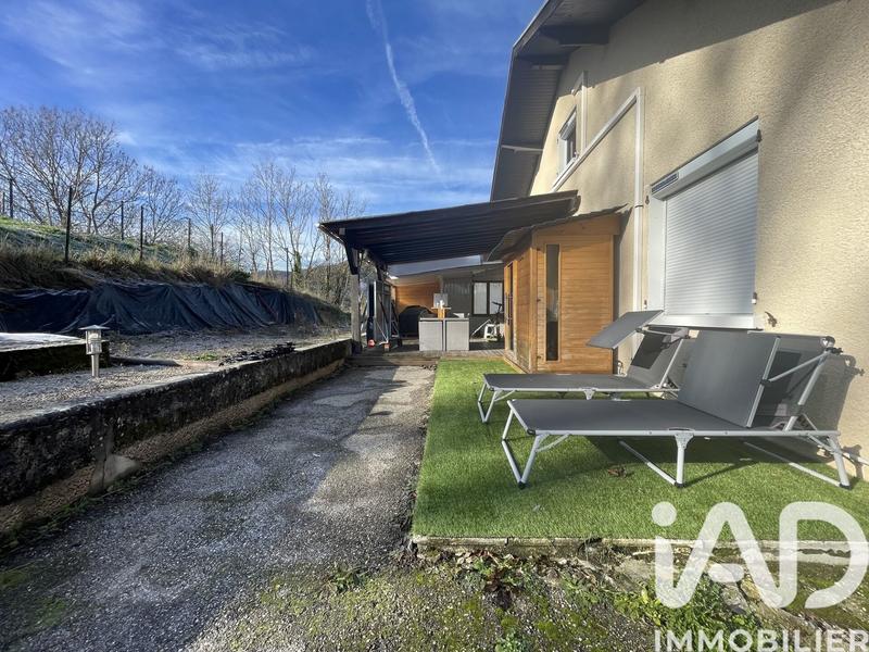 Maison - 111 m² - 5 pièces