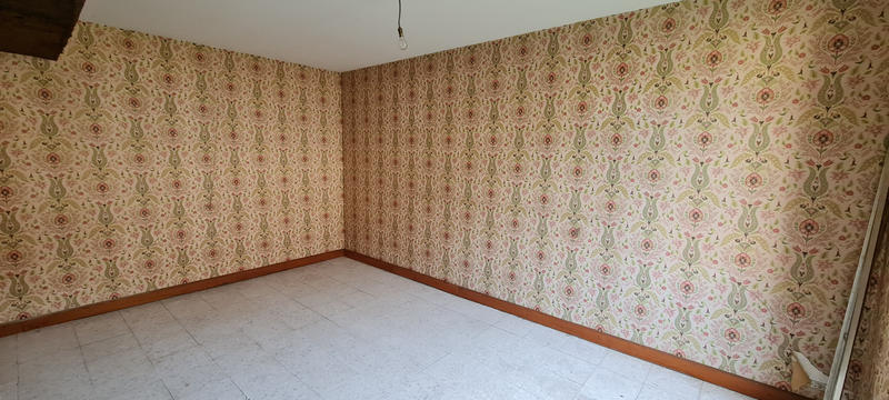 Maison - 94 m² - 9 pièces