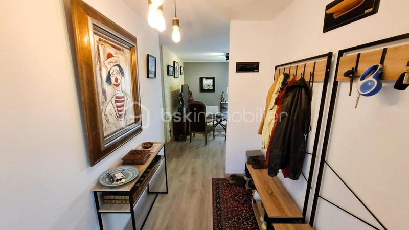 Maison traditionnelle - 88 m² - 4 pièces