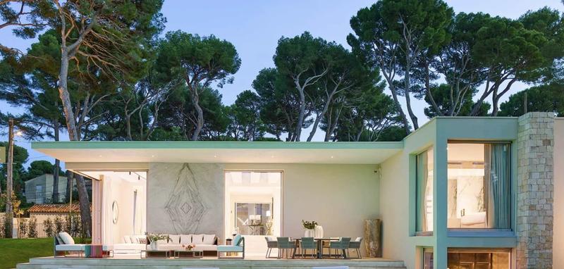 Maison - 404 m² - 8 pièces