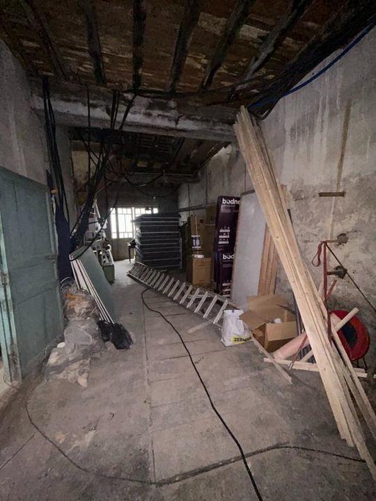 Immeuble - 90 m² - 5 pièces