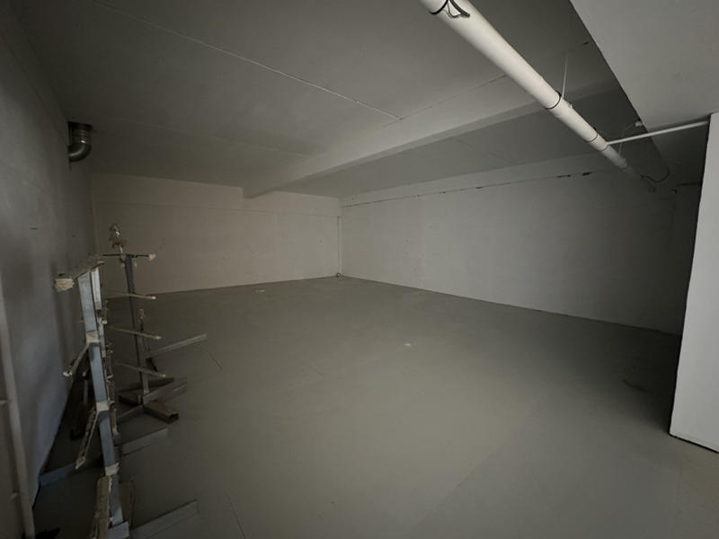 Local d'activités - 160 m²