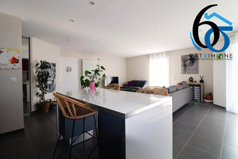 Maison - 101 m² - 4 pièces