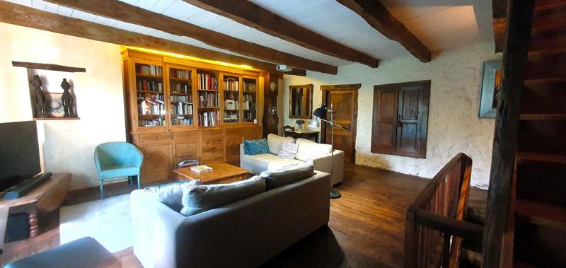 Corps de ferme - 259 m² - 10 pièces