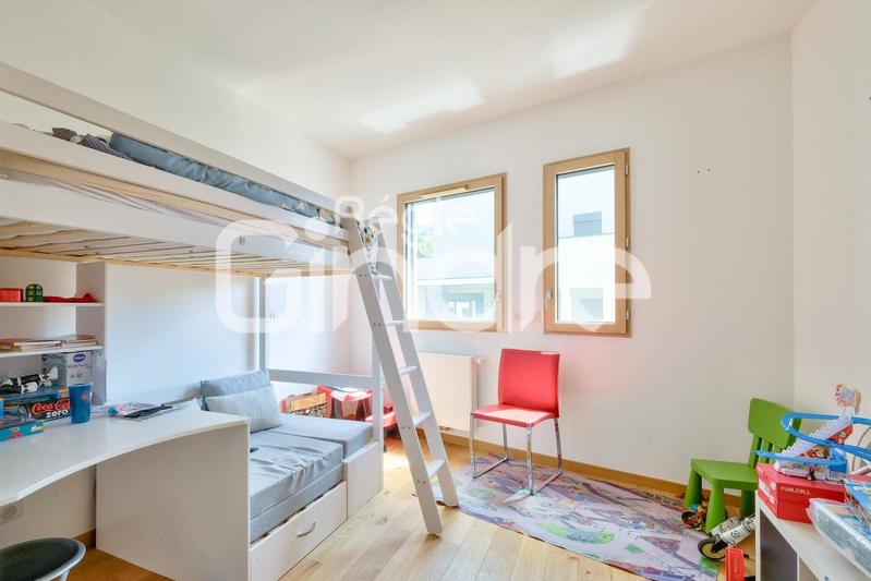 Appartement - 79 m² - 4 pièces